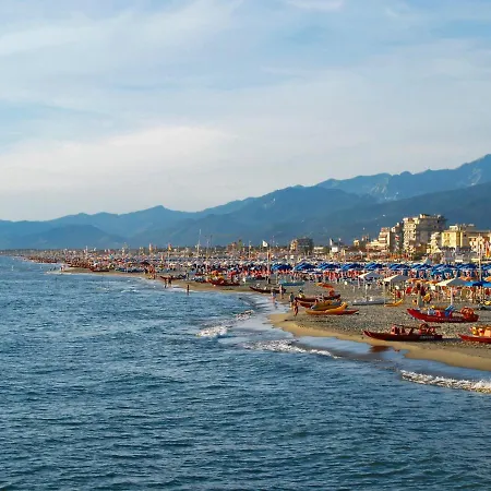 Locazione Turistica Ondina By Interhome Appartement Viareggio